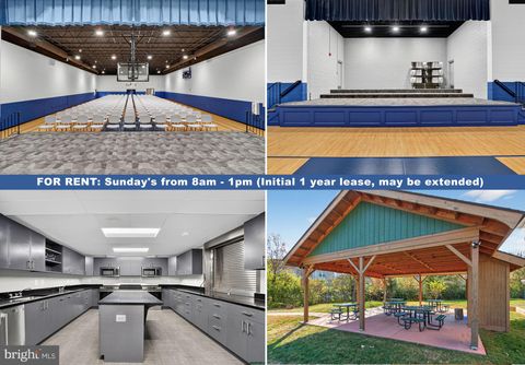 Photo of 8225 Barrett Drive, MANASSAS, VA 20109 (MLS # VAPW2107226)