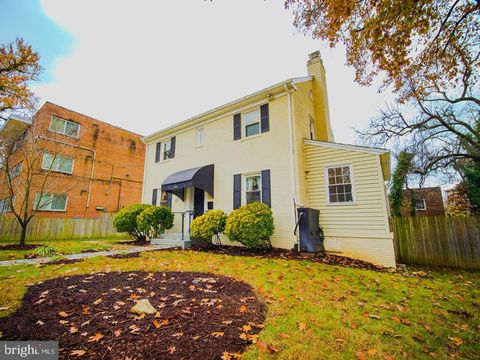 1601 28TH STREET SE WASHINGTON DC 20020