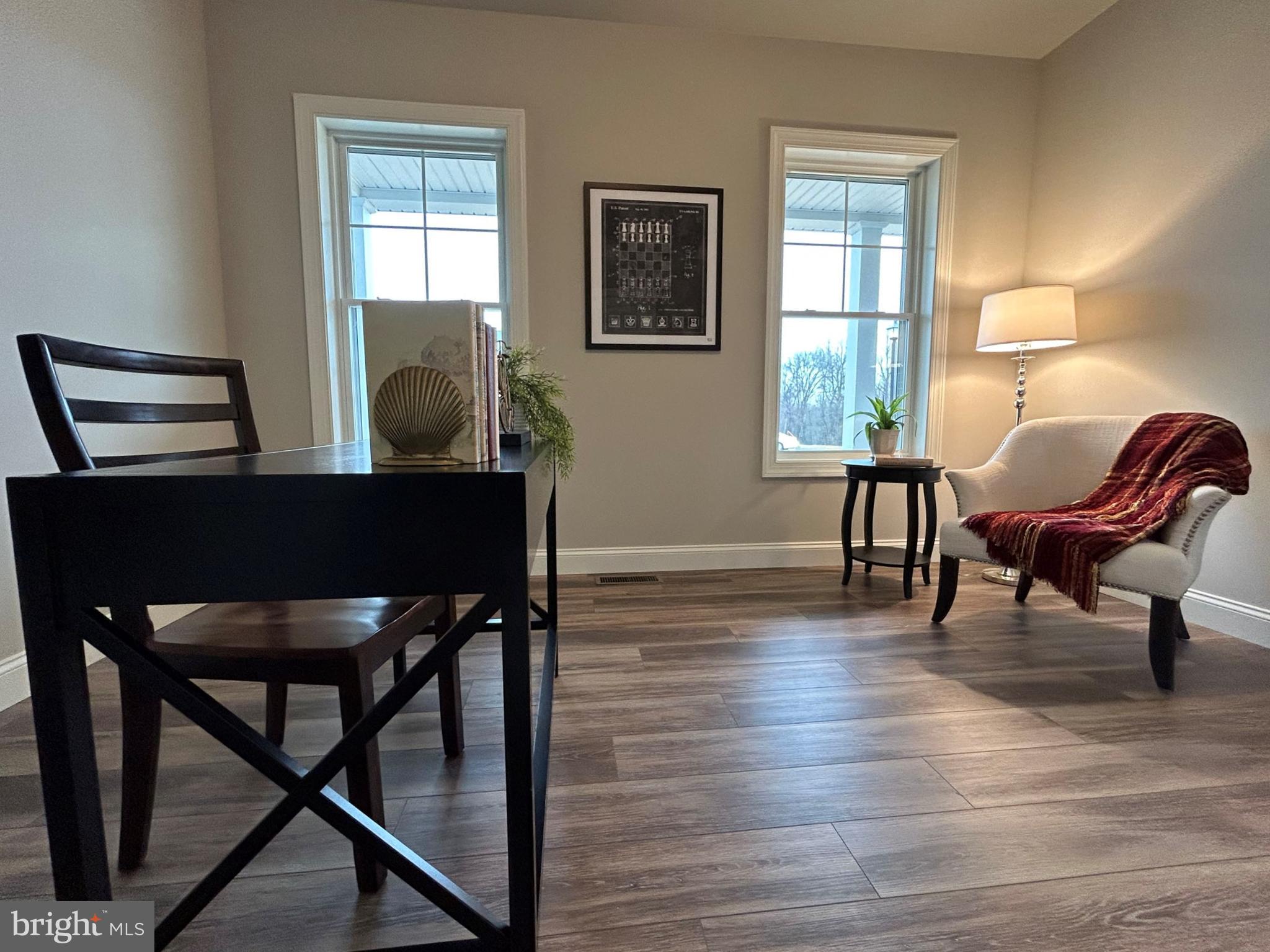 WOODLAND HILLS - Residential