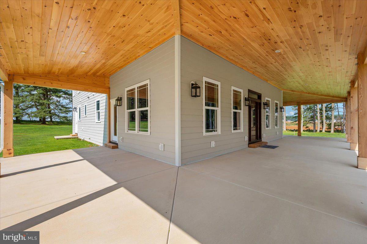 SHENANDOAH JUNCTION - Residential