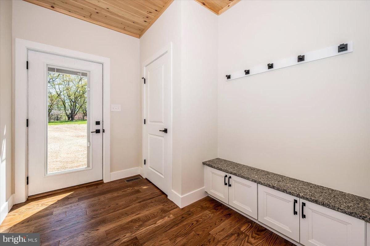 SHENANDOAH JUNCTION - Residential