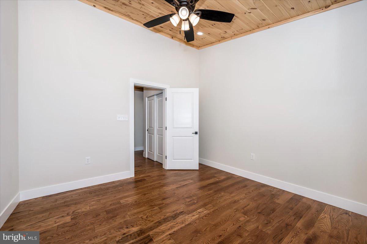 SHENANDOAH JUNCTION - Residential