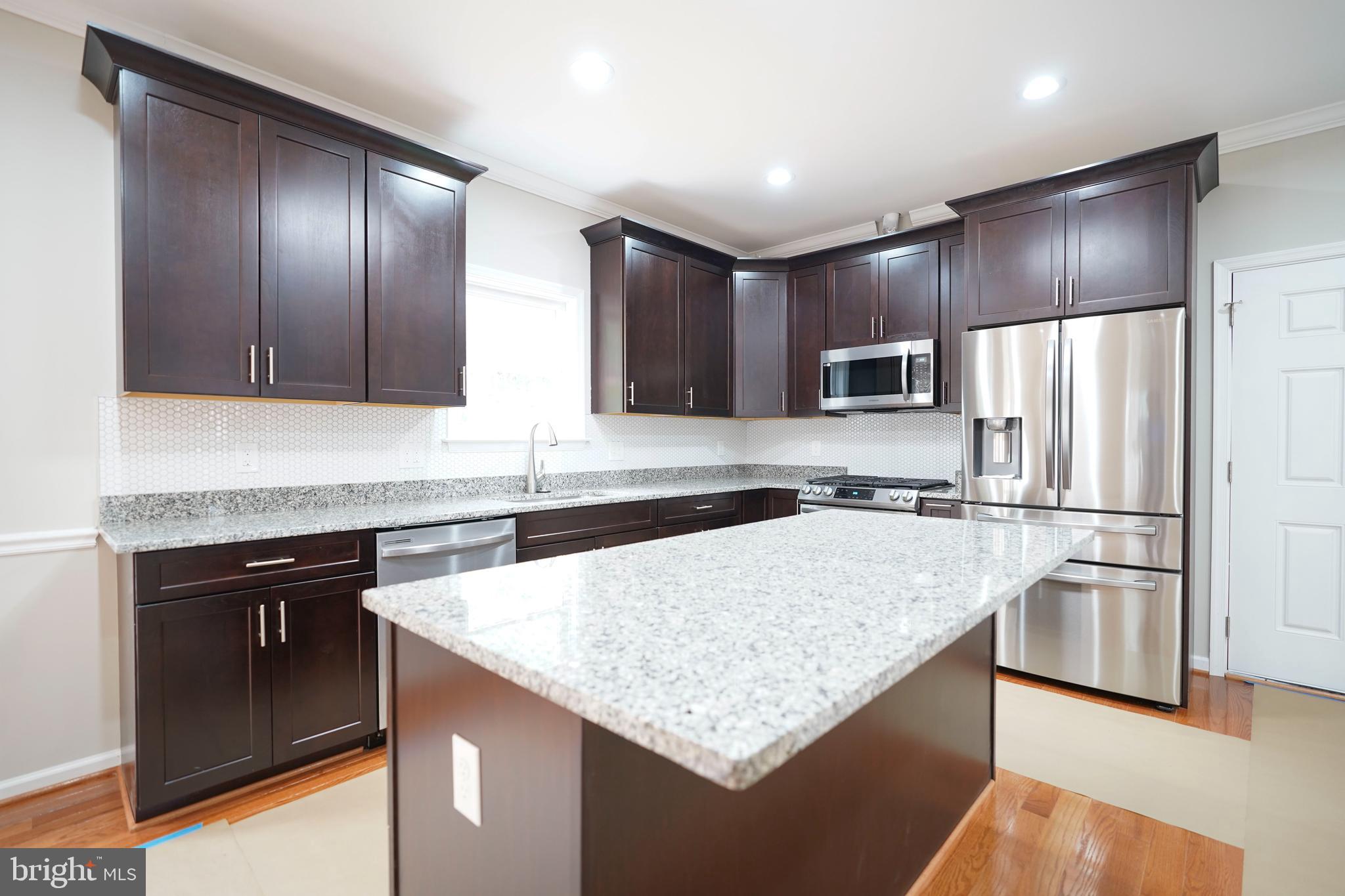 DALE CITY - Residential