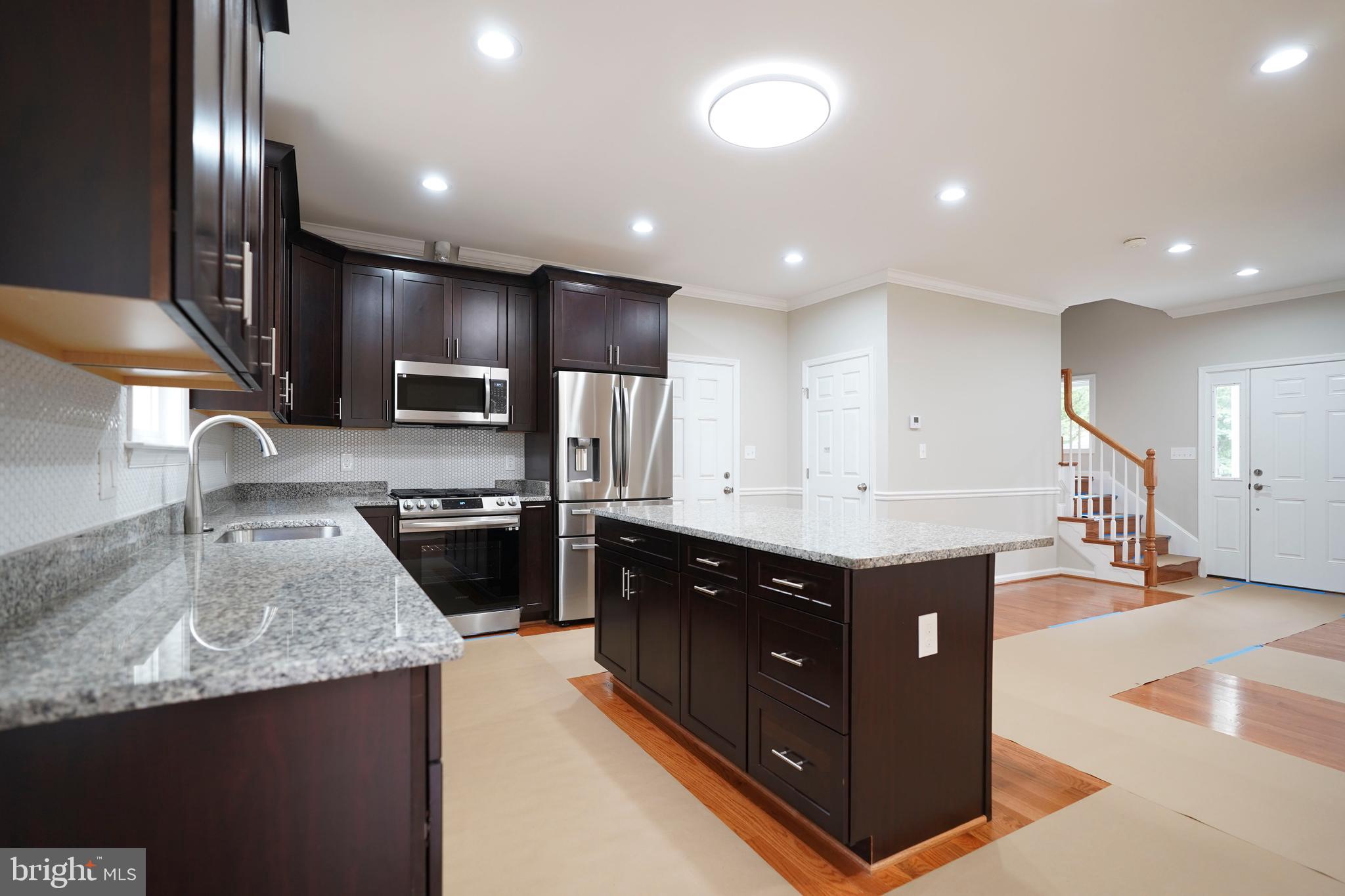 DALE CITY - Residential