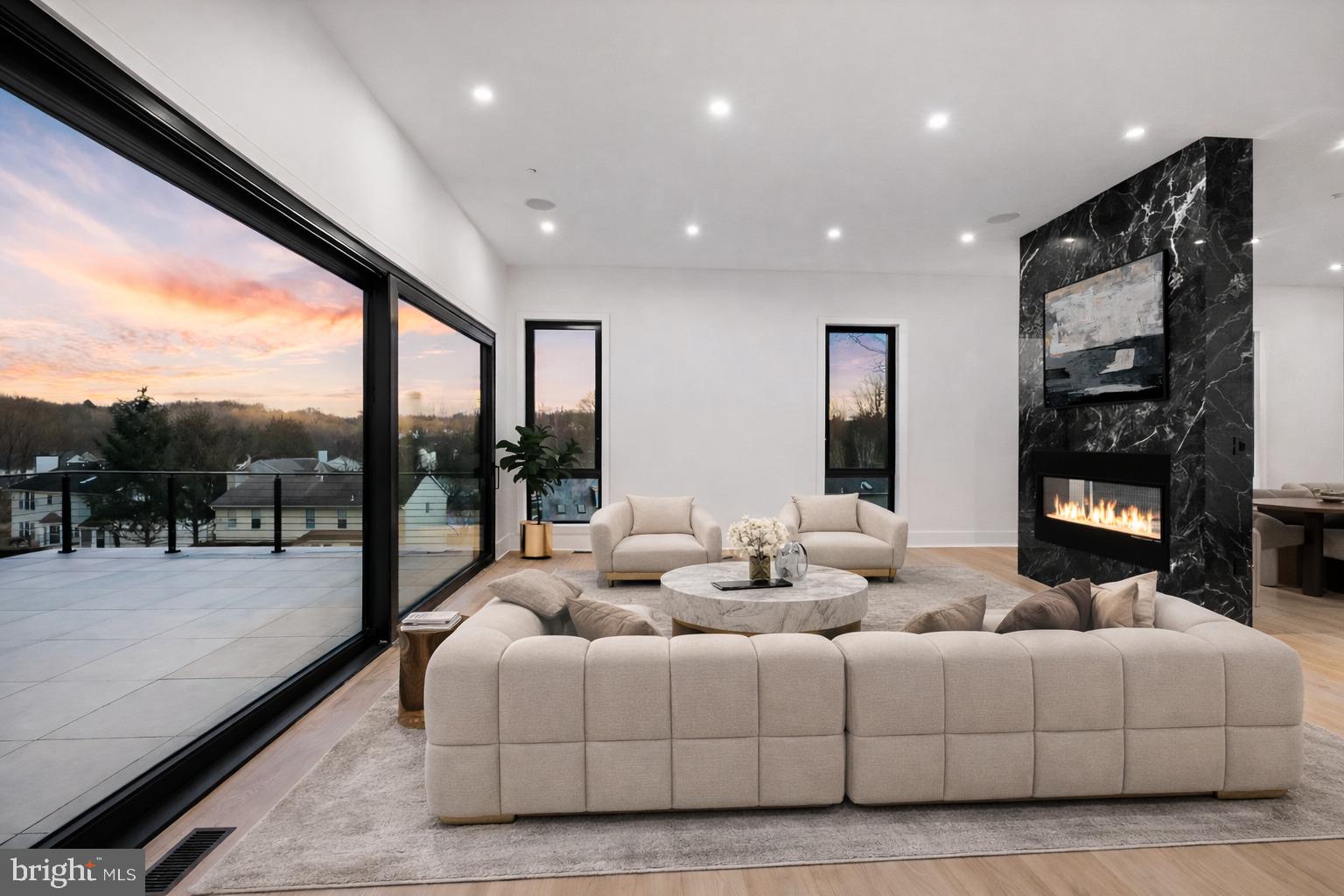 OLD COURT GARDENS - Residential