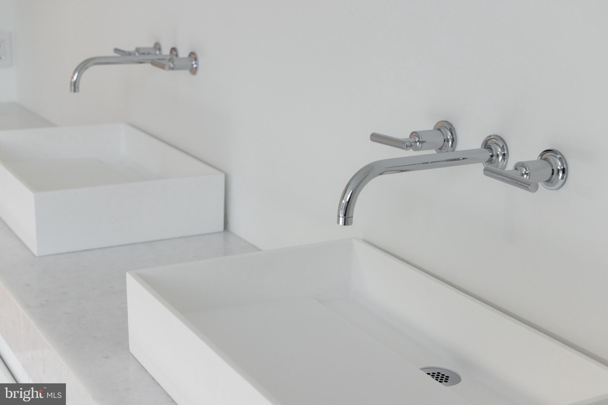 OLD COURT GARDENS - Residential