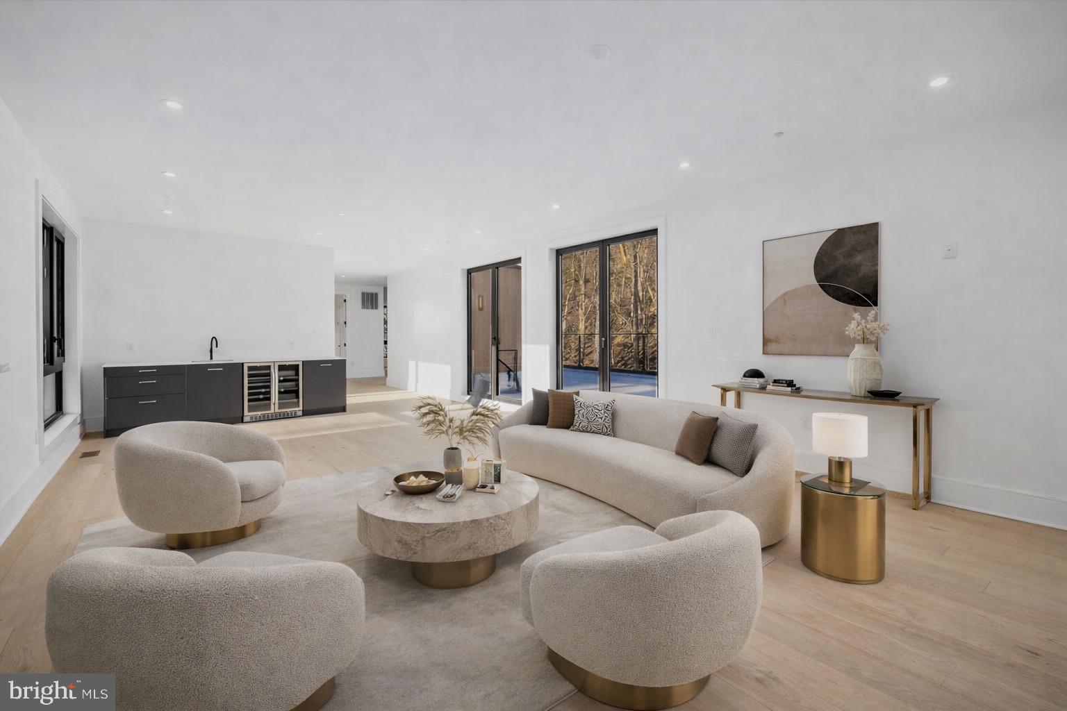 OLD COURT GARDENS - Residential