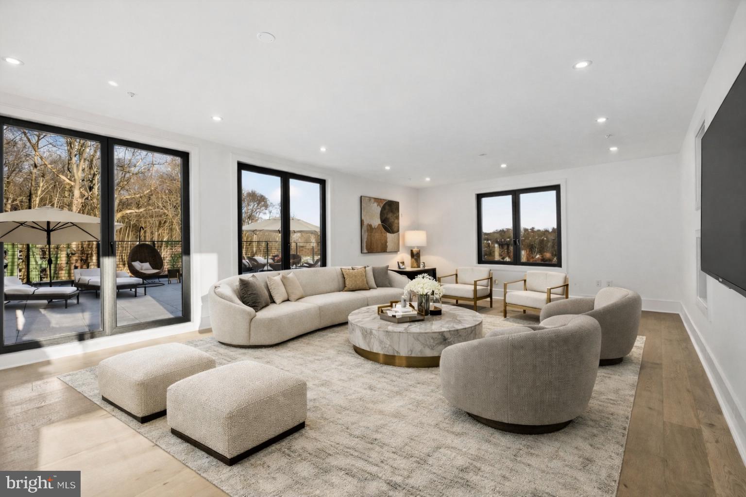 OLD COURT GARDENS - Residential