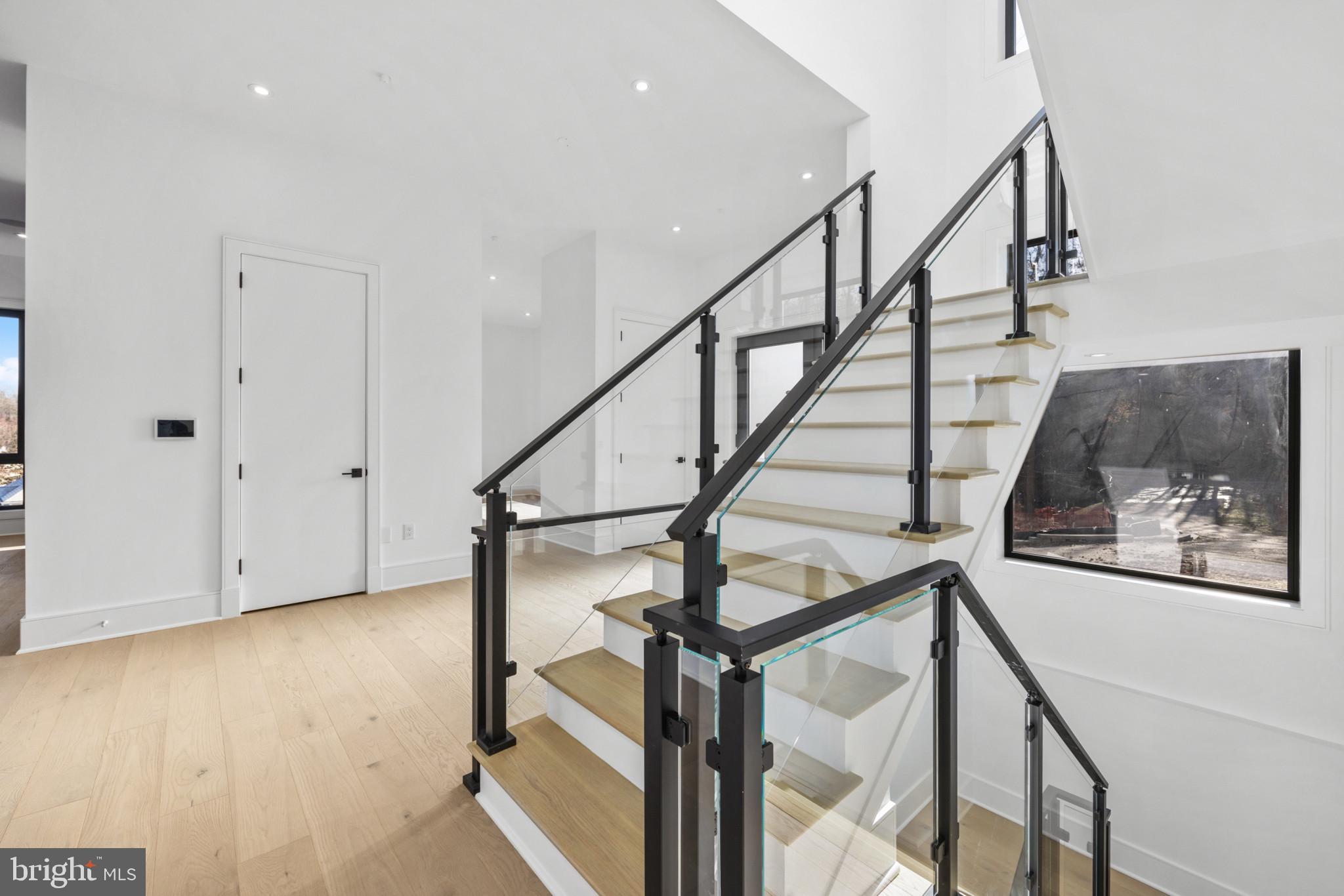 OLD COURT GARDENS - Residential