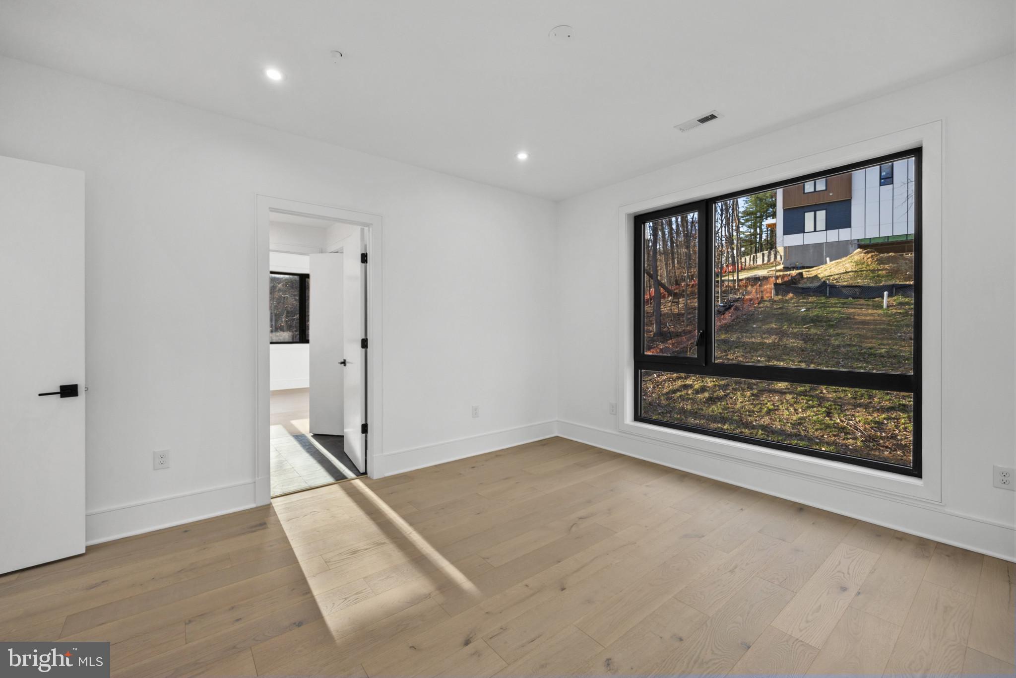 OLD COURT GARDENS - Residential