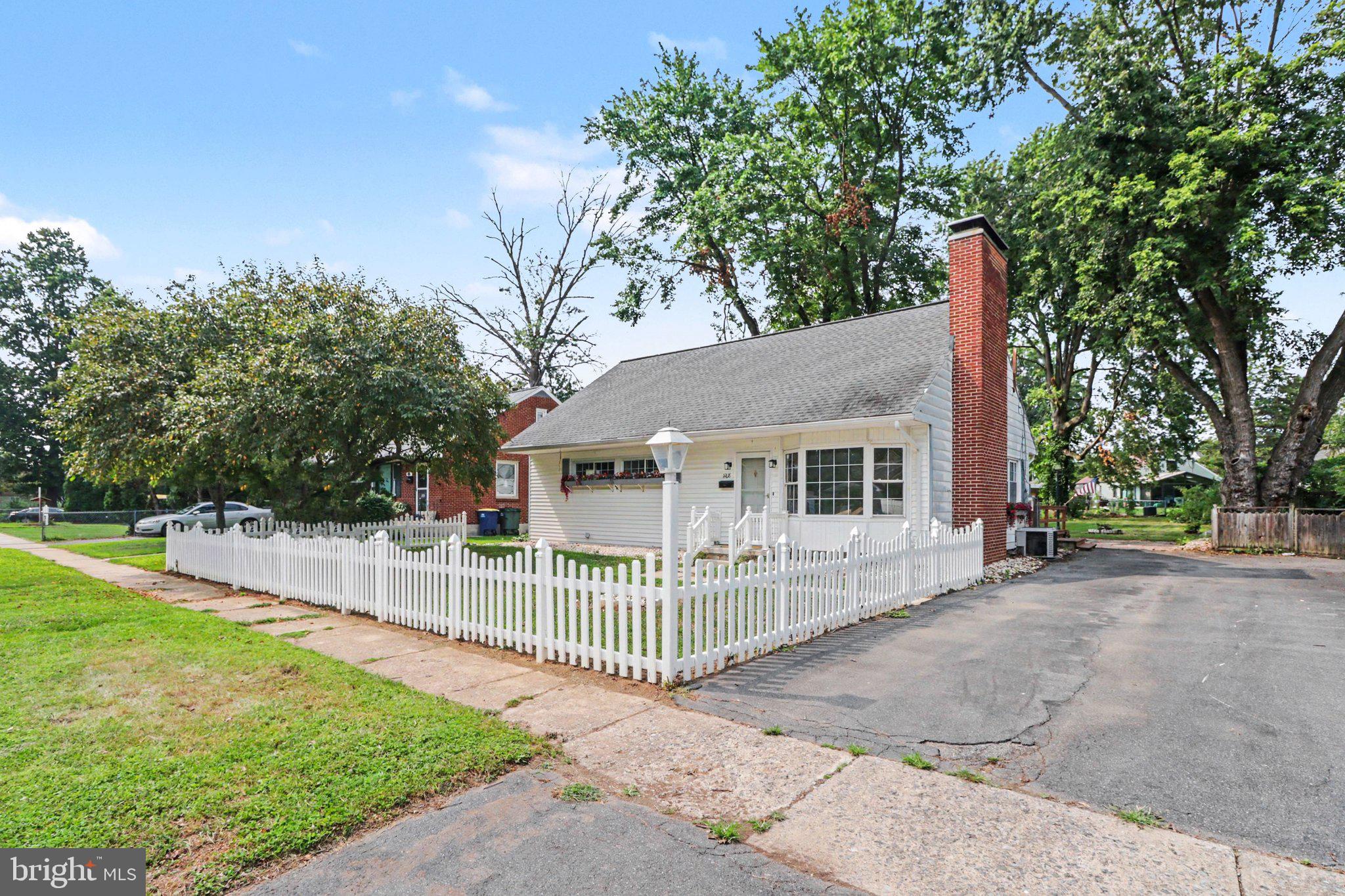 1908 LETCHWORTH DRIVE