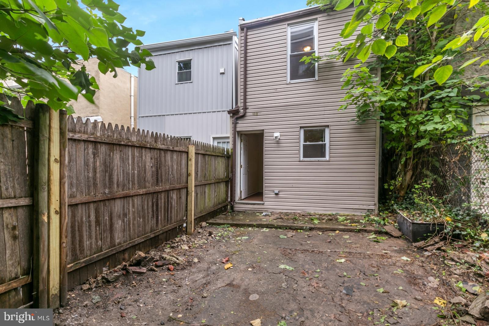 PHILADELPHIA (SOUTH) - Residential Lease