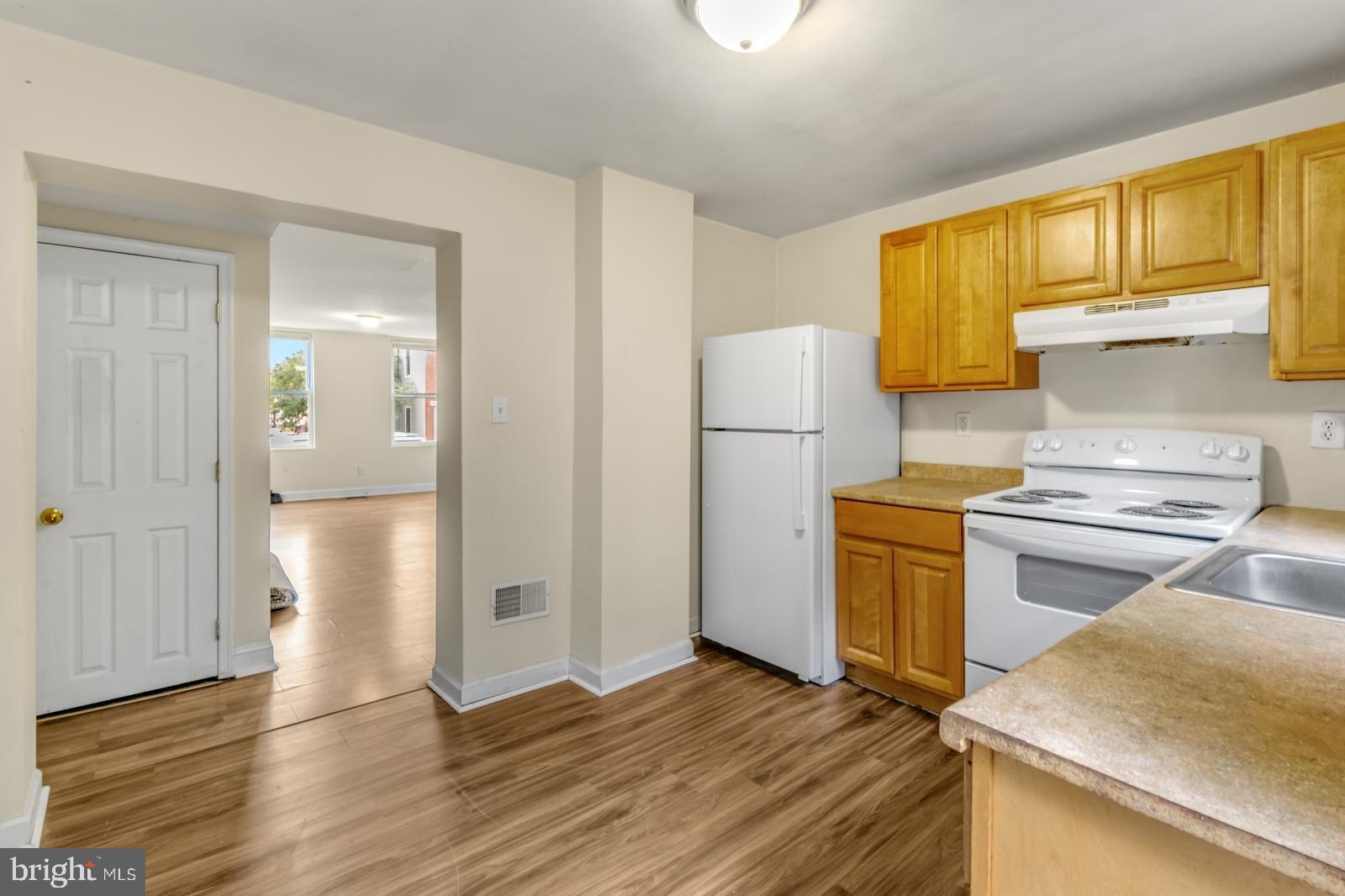 PHILADELPHIA (SOUTH) - Residential Lease
