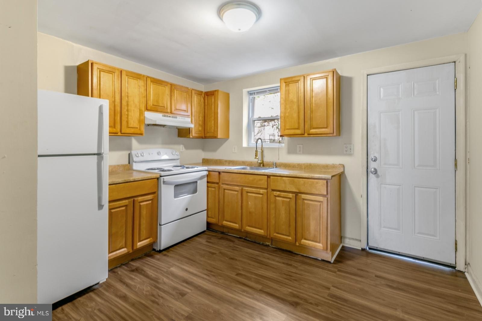 PHILADELPHIA (SOUTH) - Residential Lease