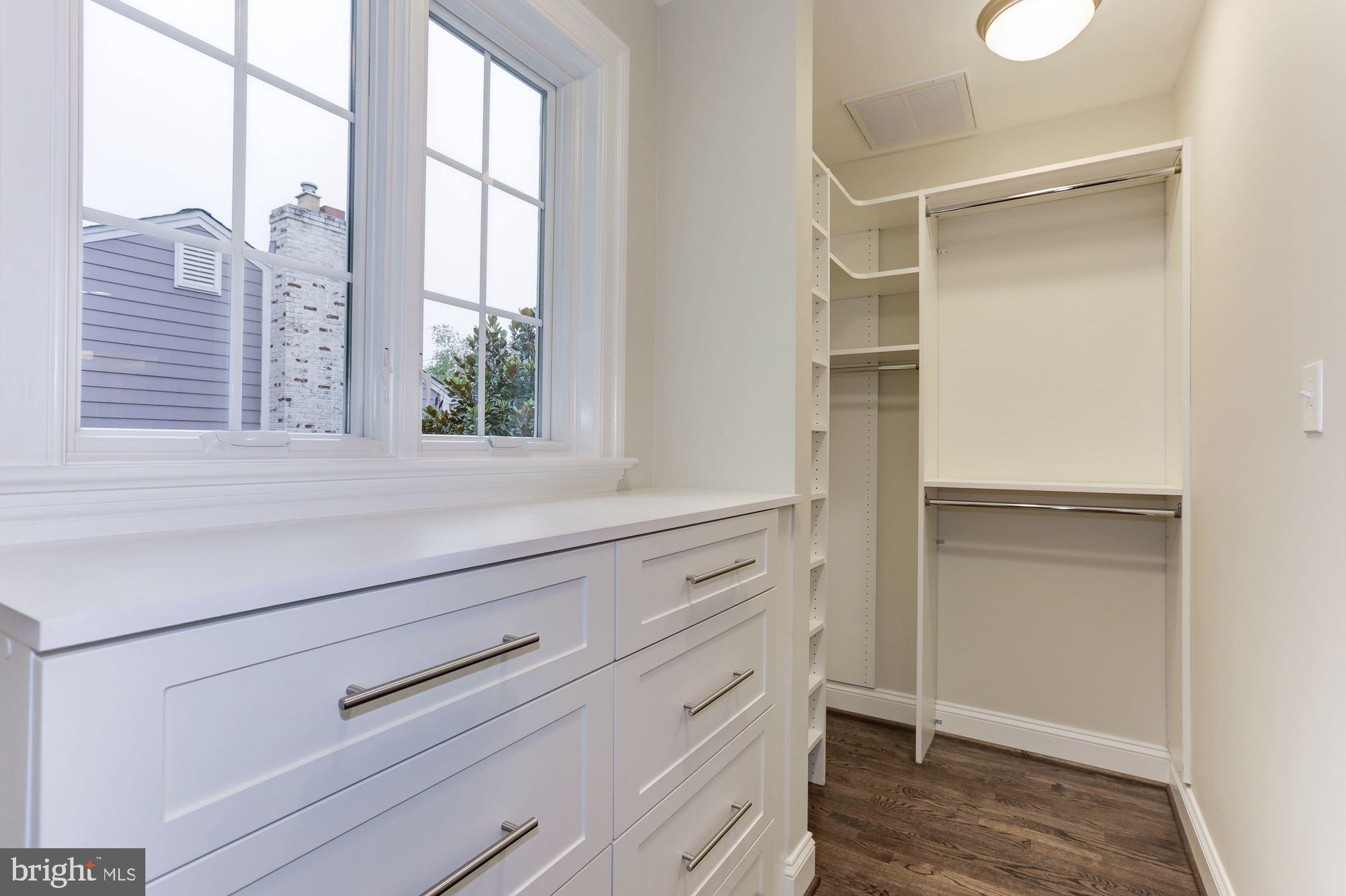 WESTGATE - Residential