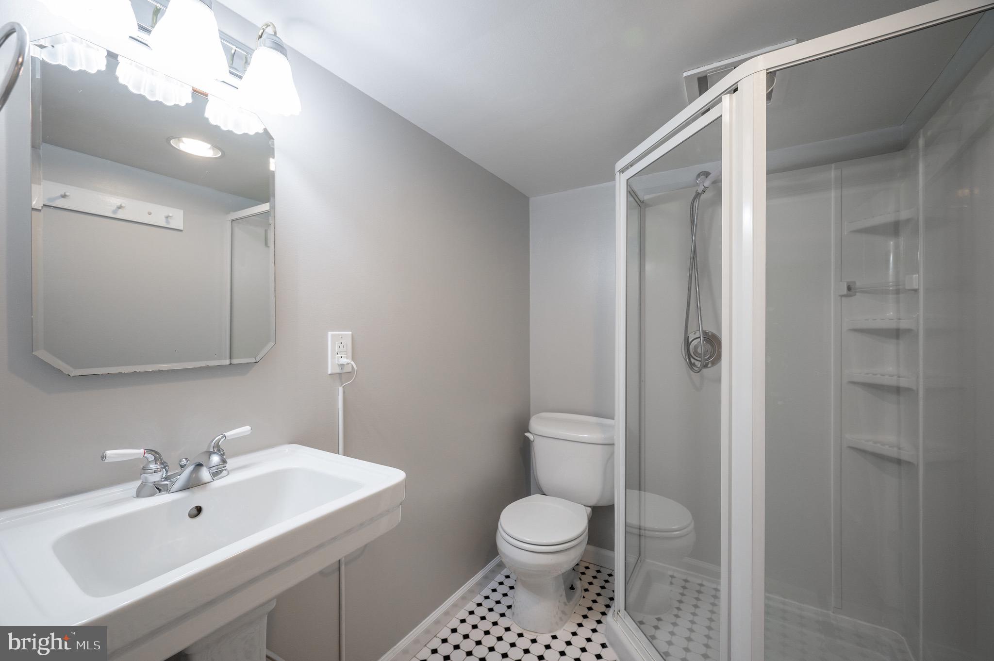 DEL RAY - Residential Lease