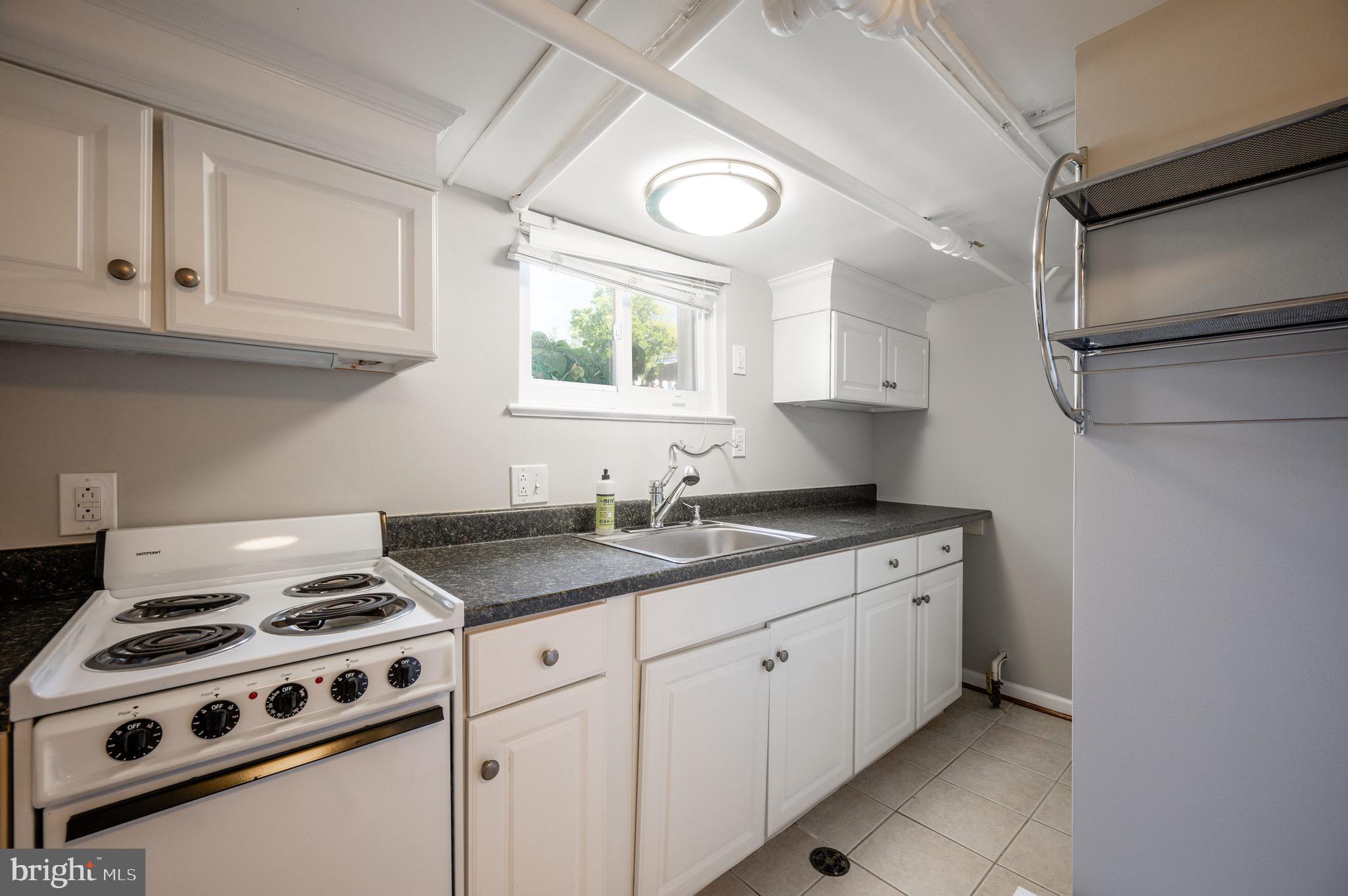 DEL RAY - Residential Lease