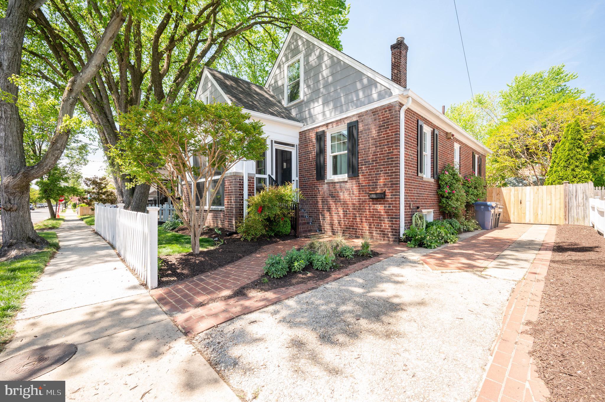 DEL RAY - Residential Lease