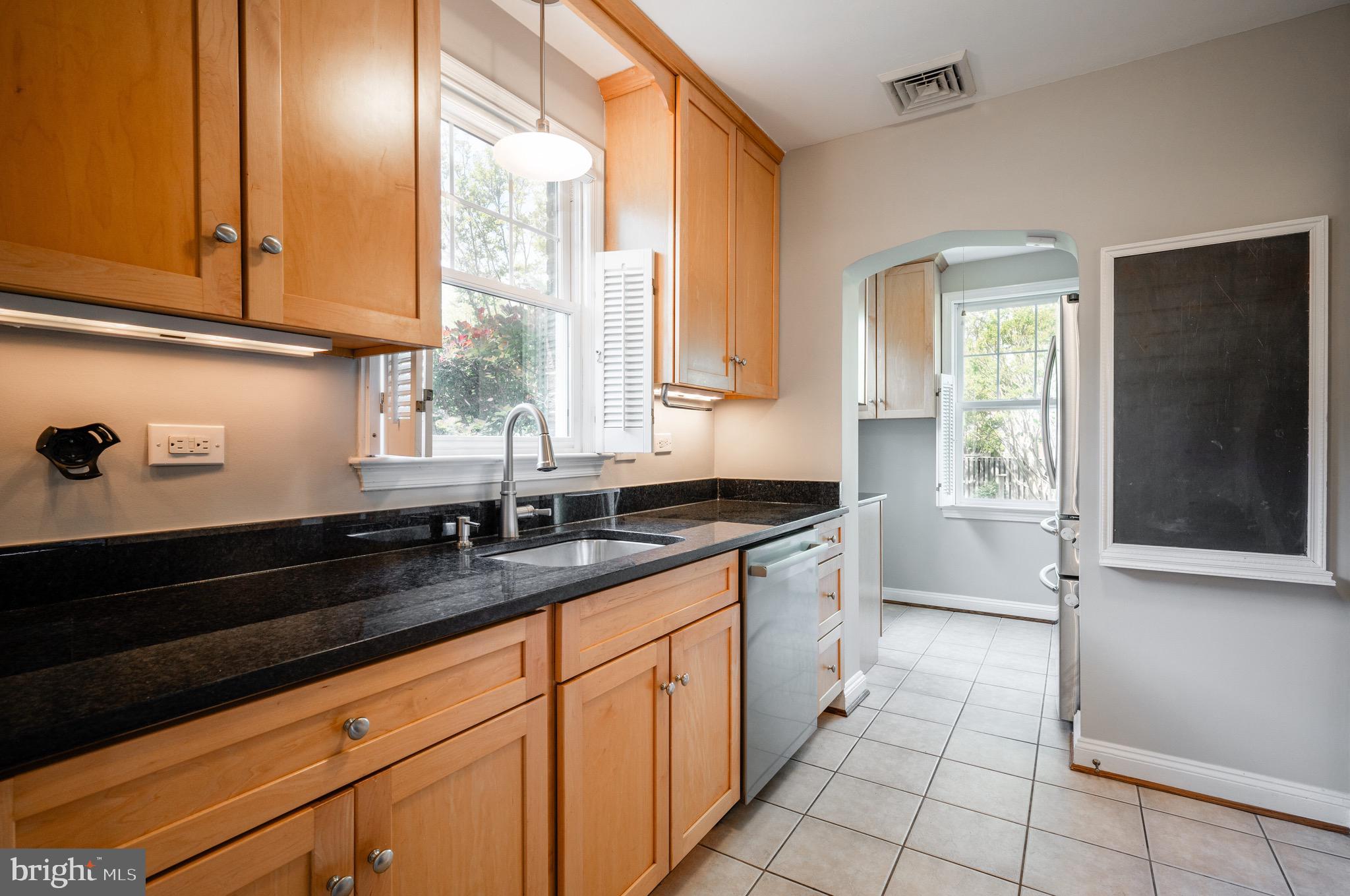 DEL RAY - Residential Lease