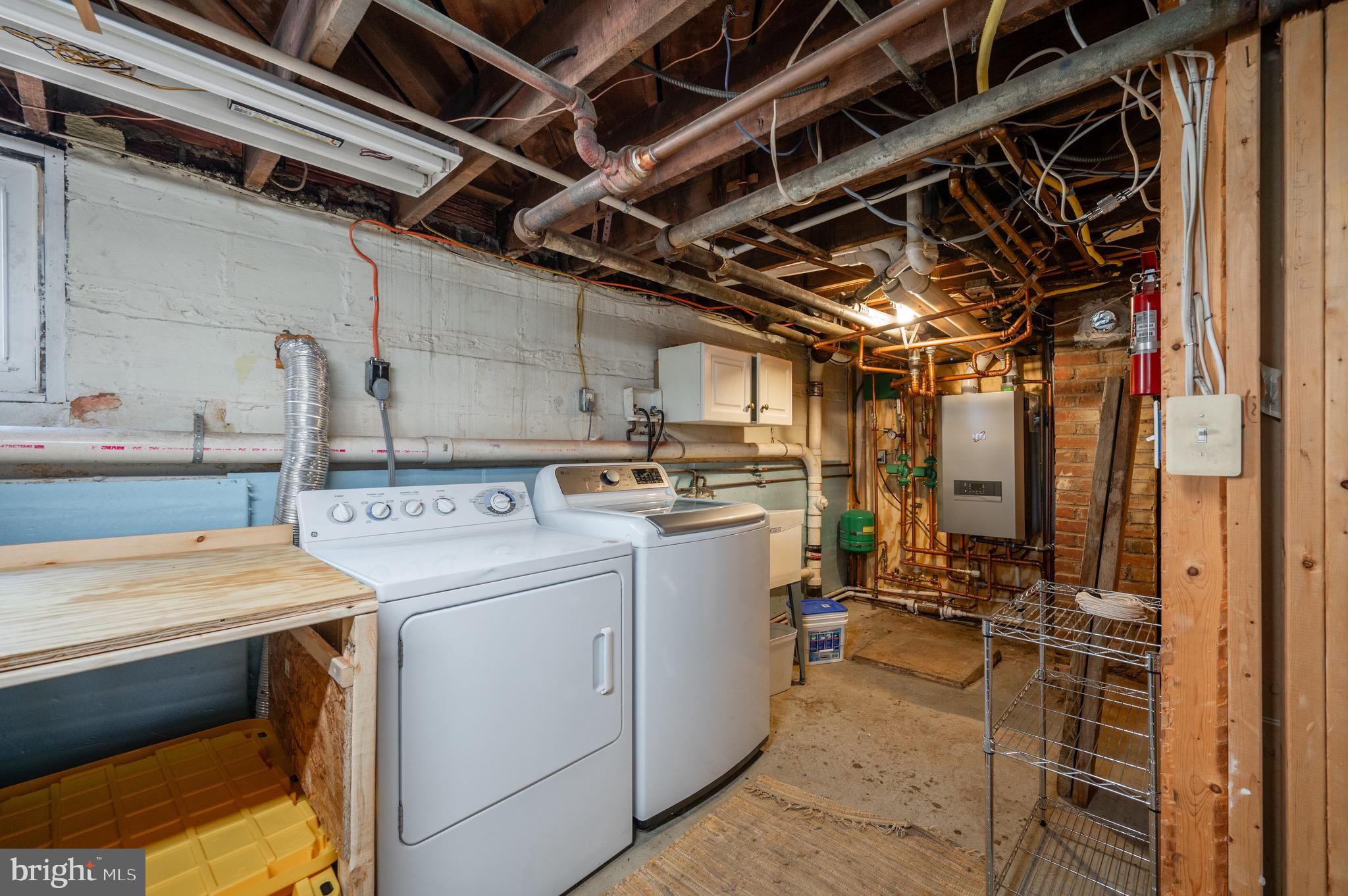 DEL RAY - Residential Lease