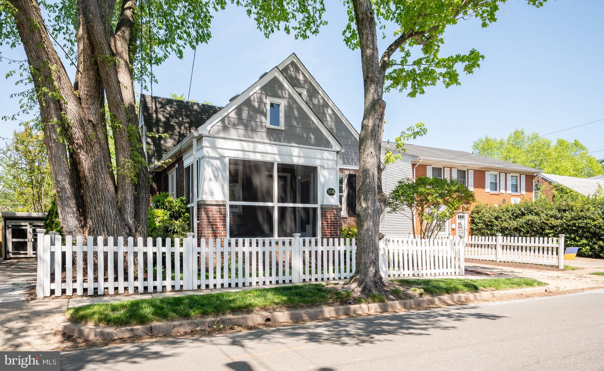 DEL RAY - Residential Lease