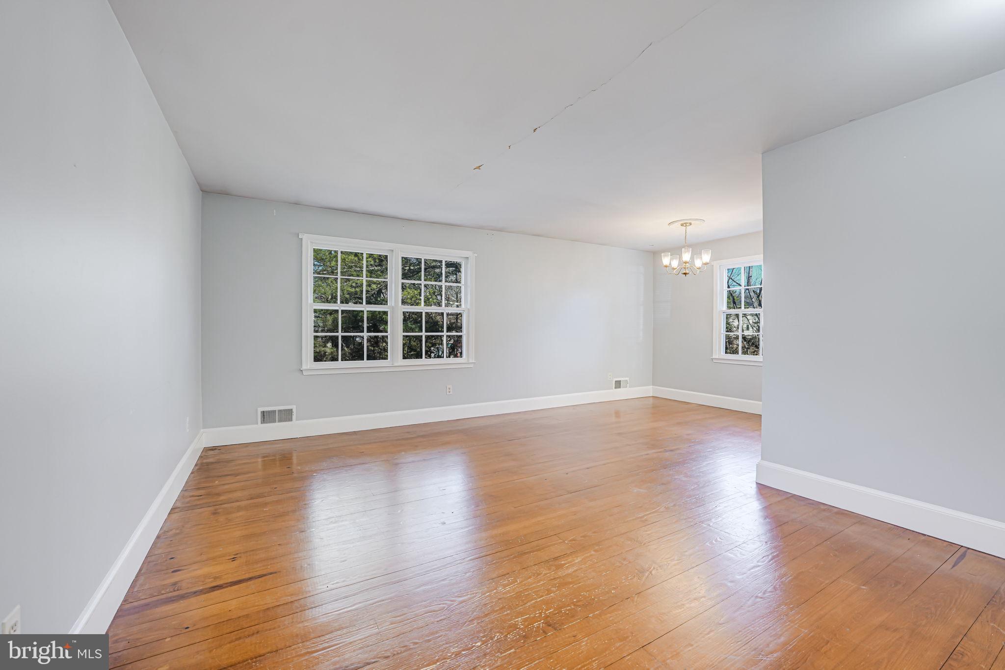 BRIARWOOD - Residential