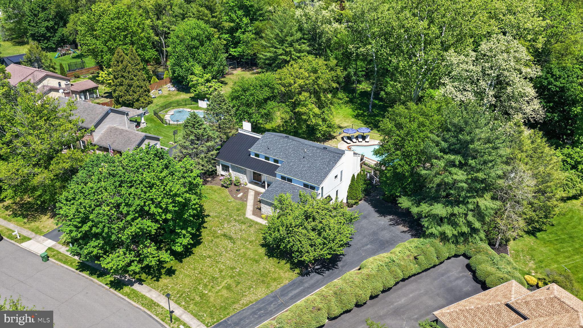 MAPLE GLEN - Residential