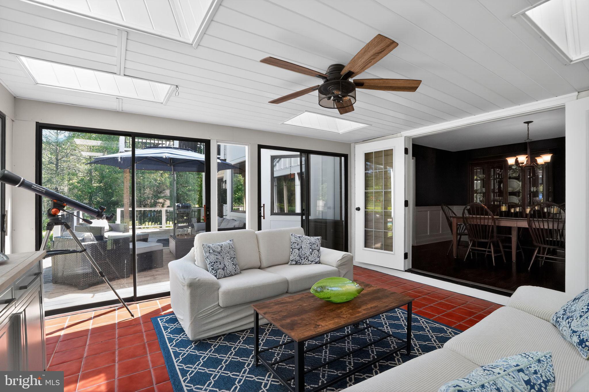 MAPLE GLEN - Residential
