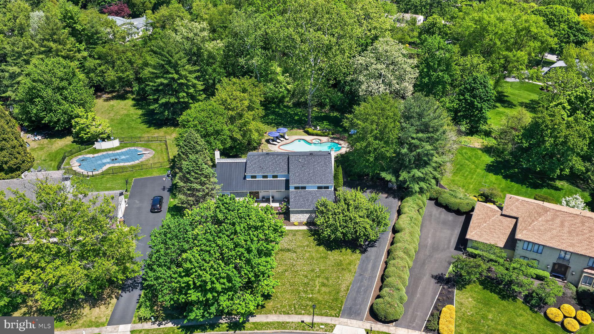 MAPLE GLEN - Residential