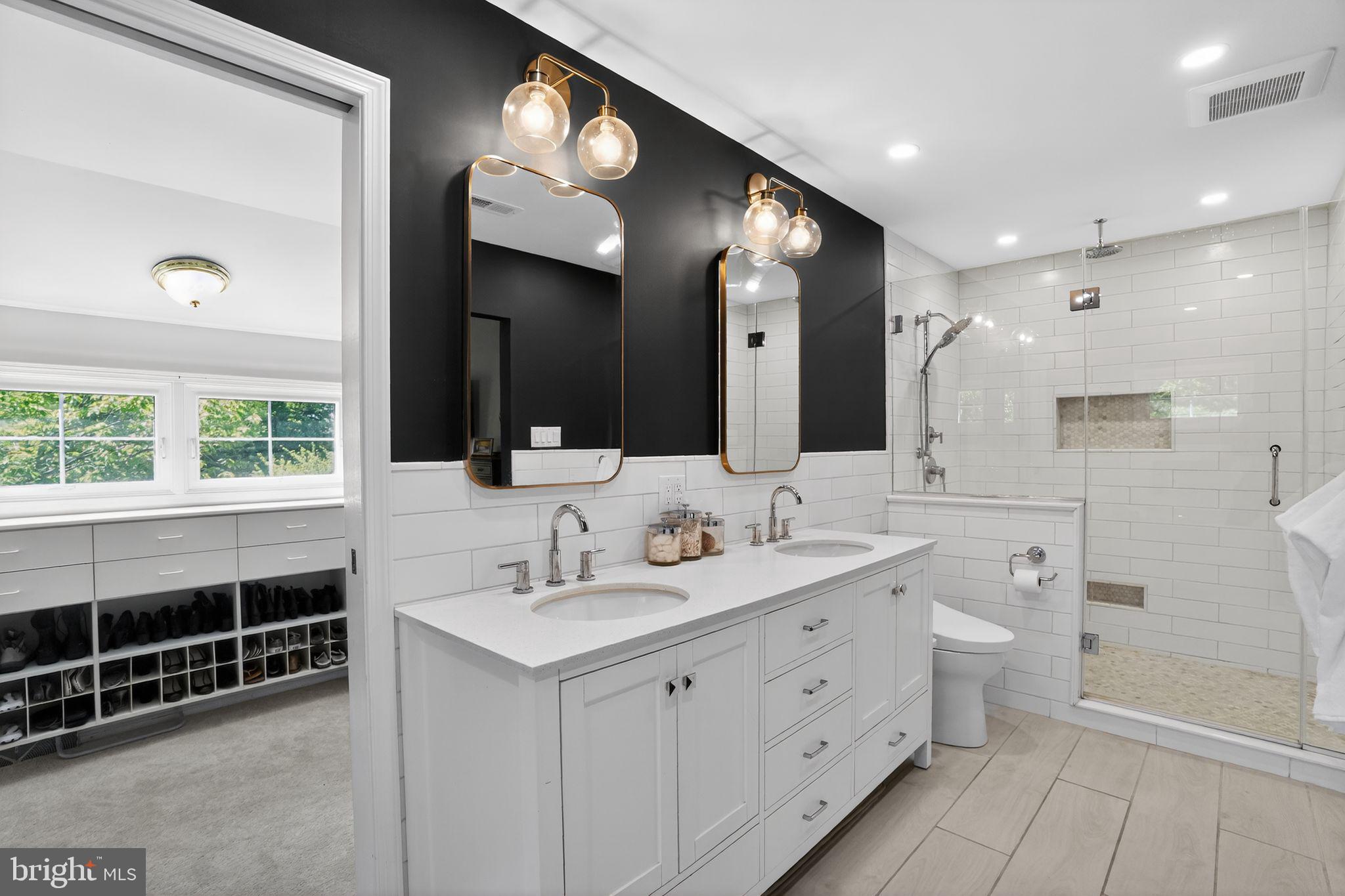 MAPLE GLEN - Residential