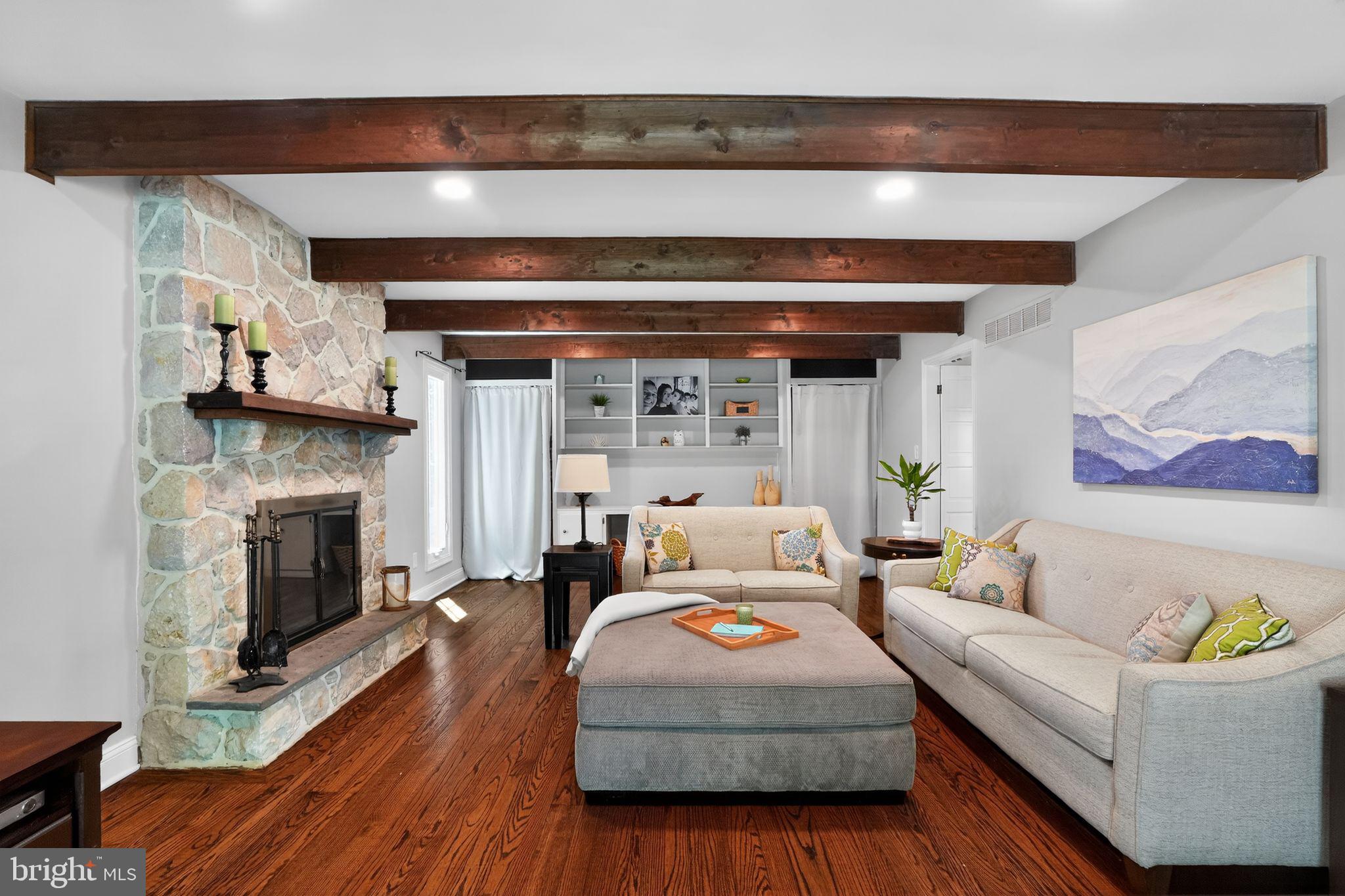 MAPLE GLEN - Residential