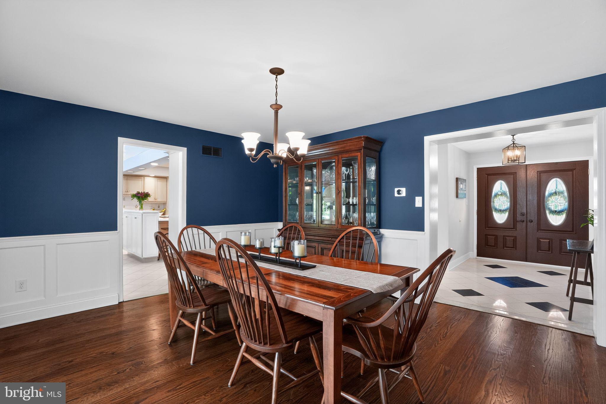 MAPLE GLEN - Residential