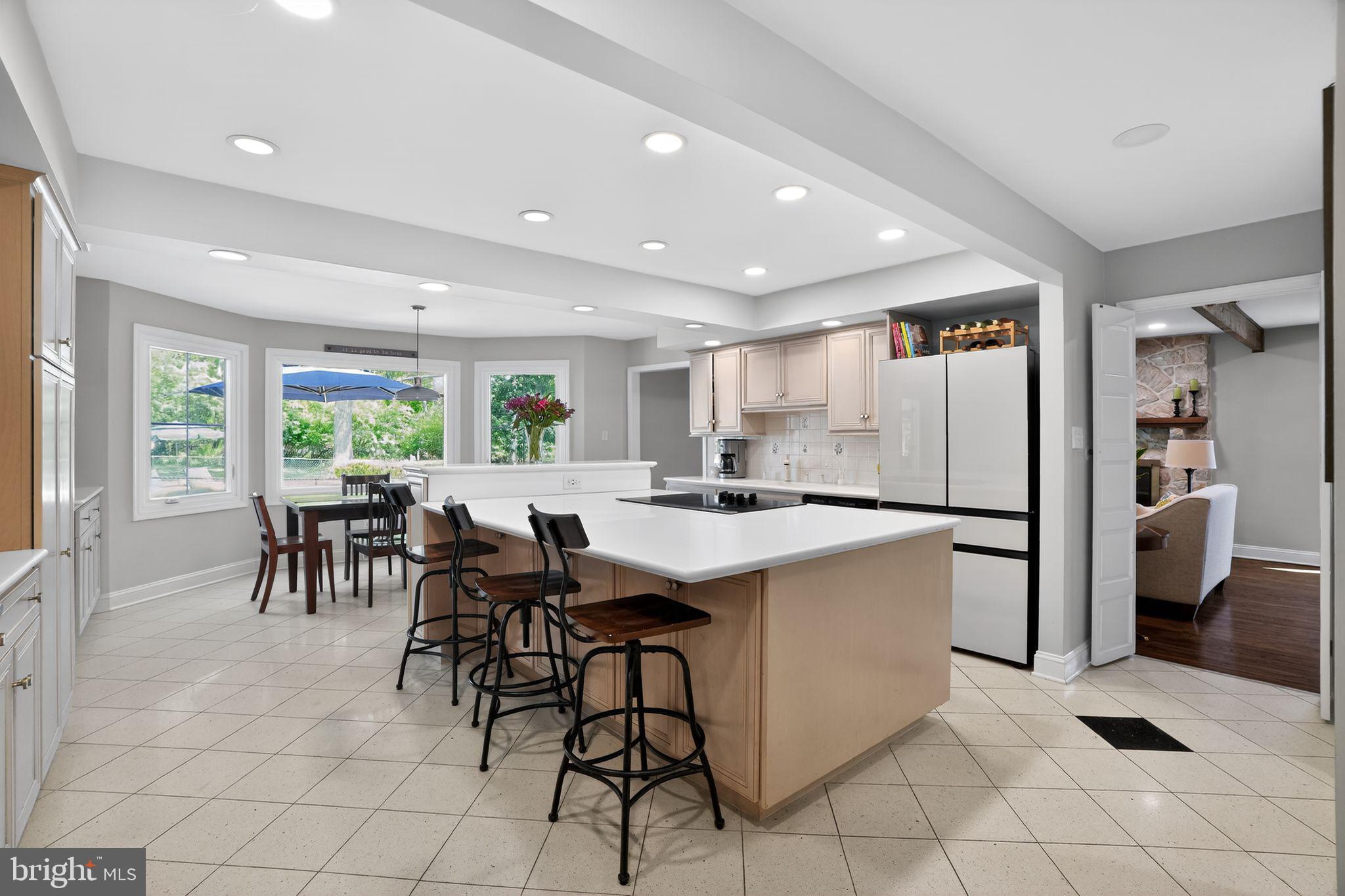MAPLE GLEN - Residential