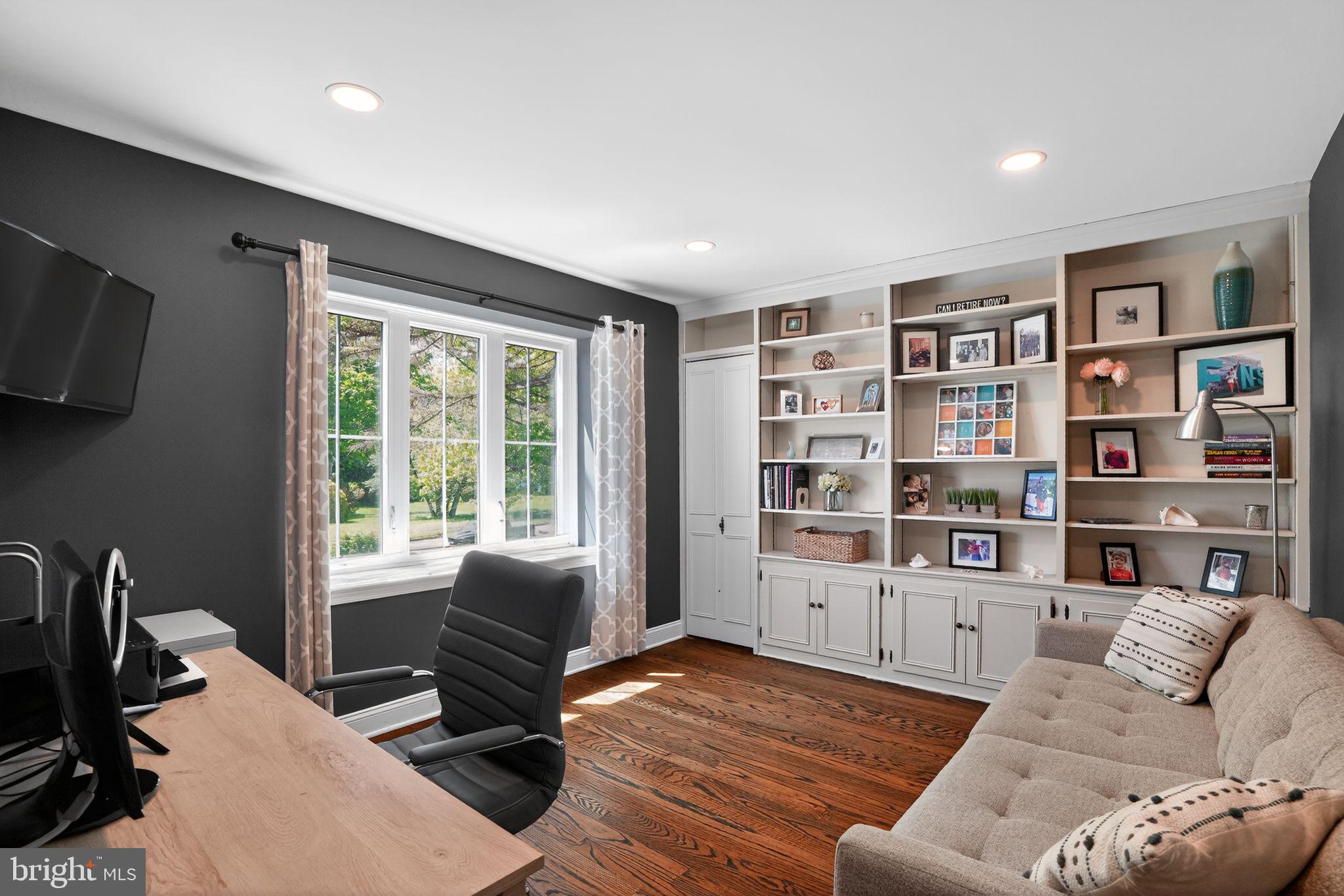 MAPLE GLEN - Residential