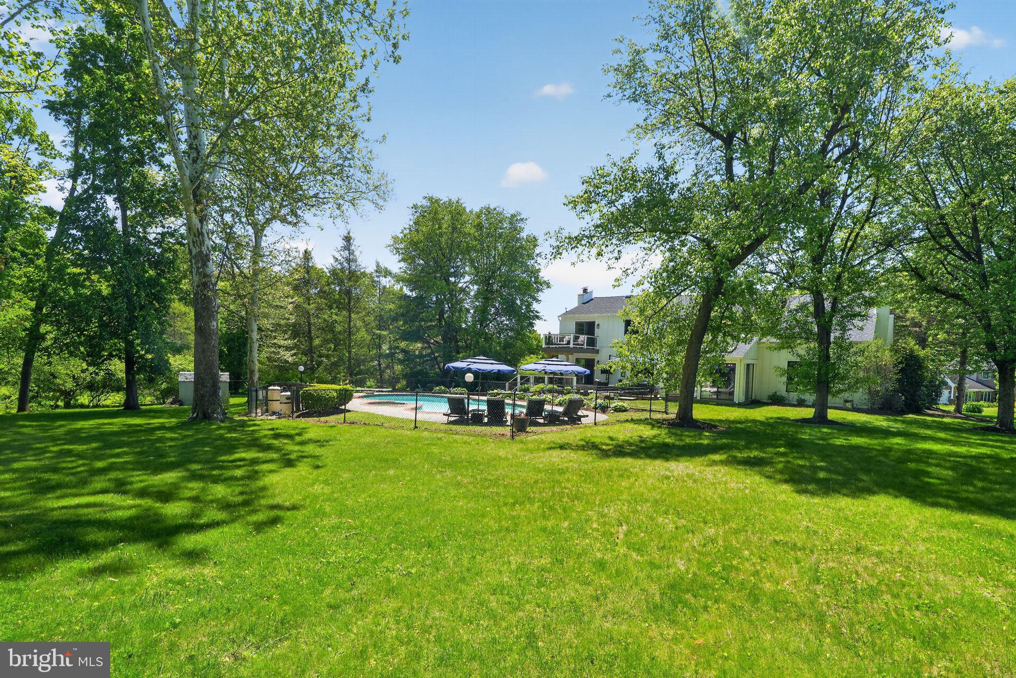 MAPLE GLEN - Residential