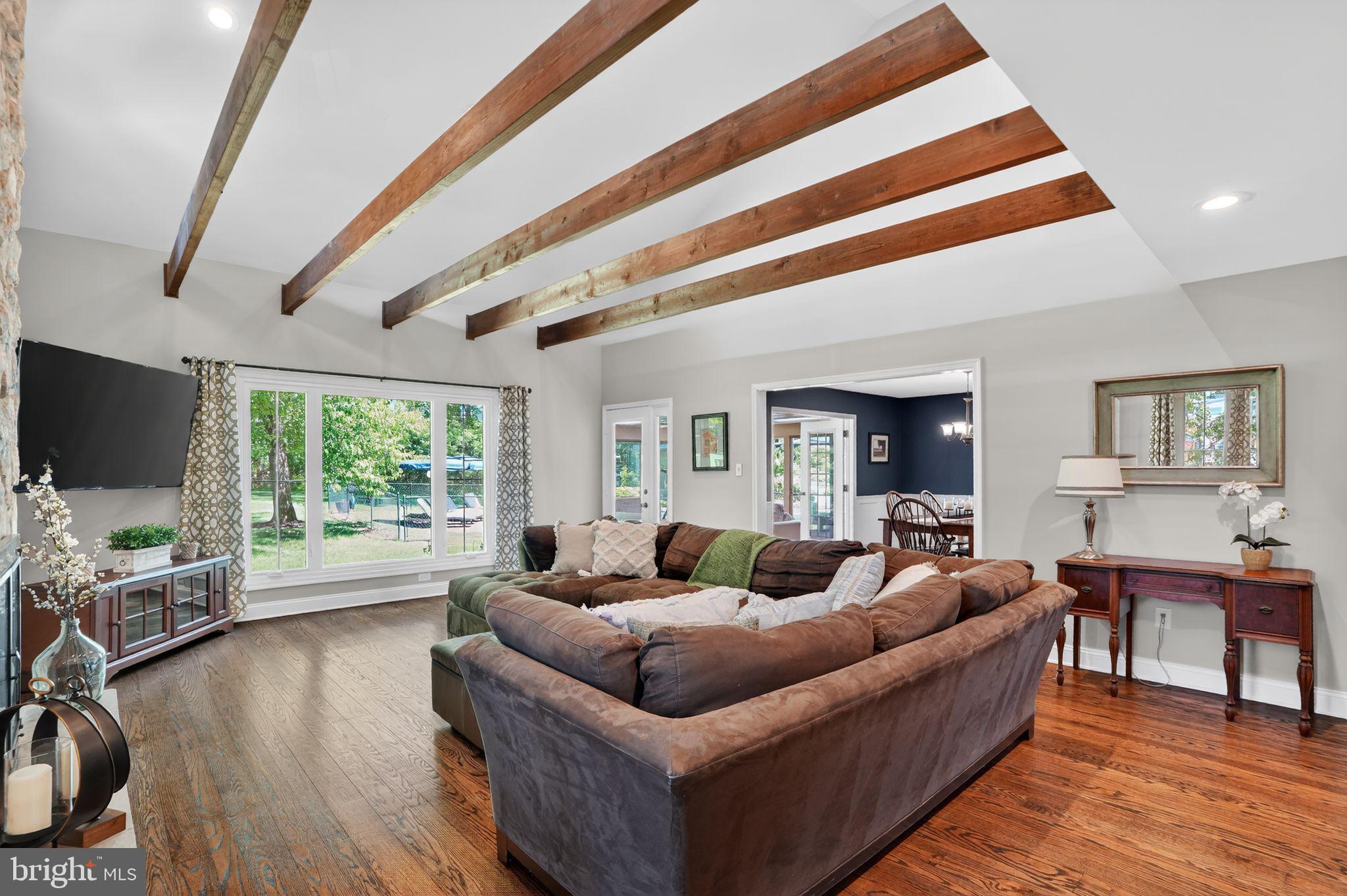 MAPLE GLEN - Residential