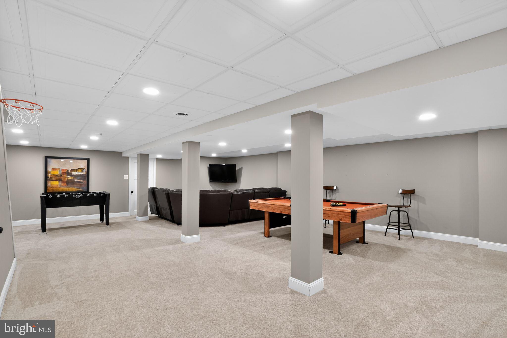 MAPLE GLEN - Residential