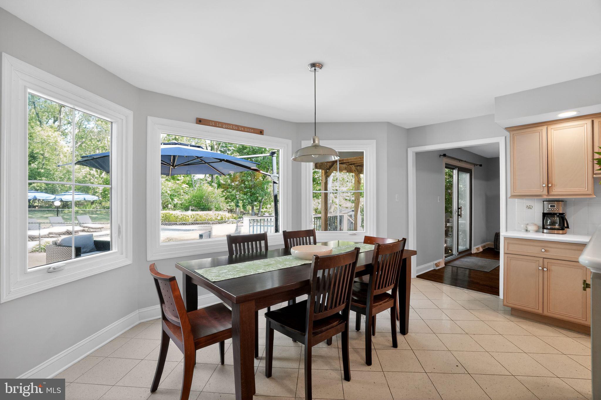 MAPLE GLEN - Residential