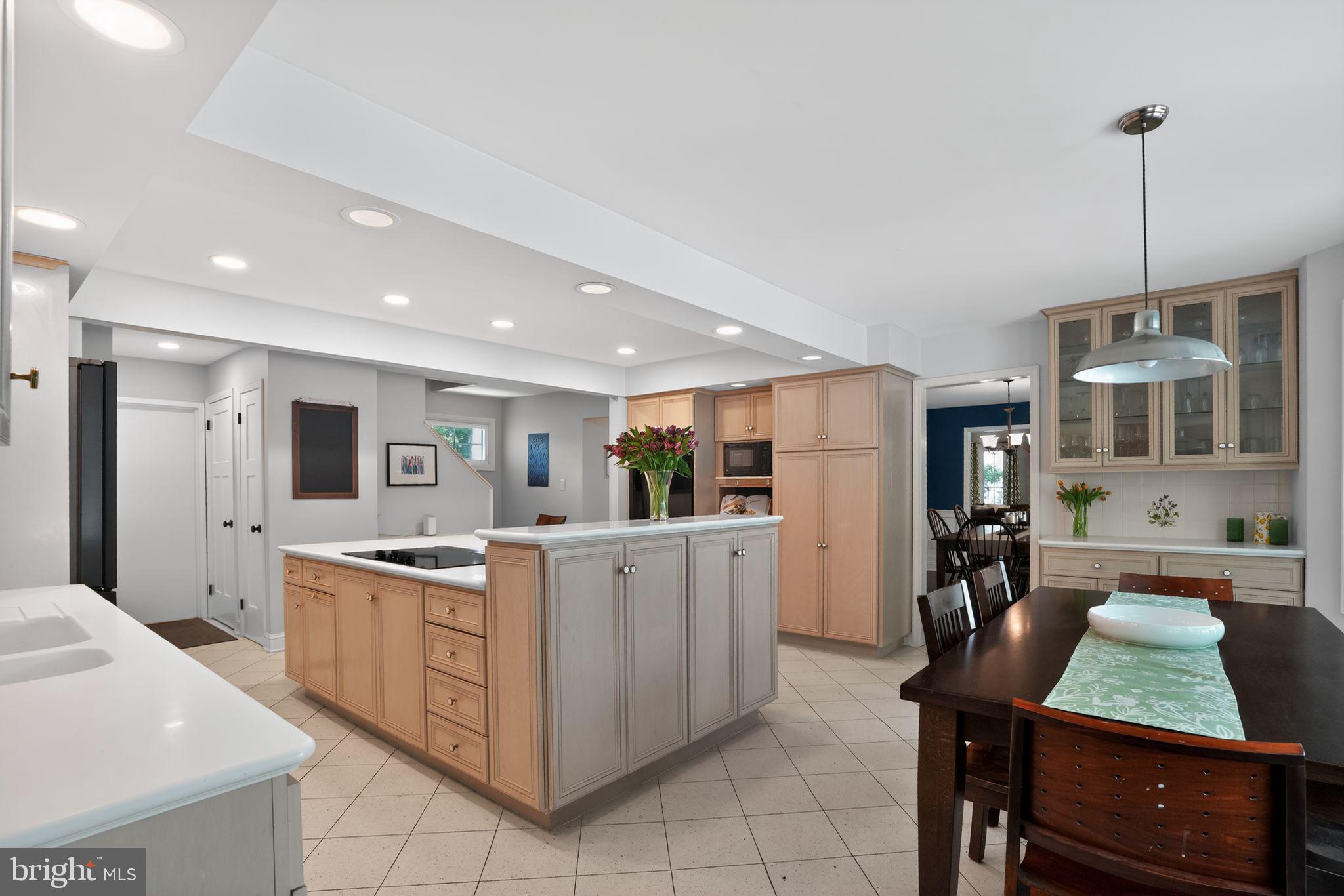 MAPLE GLEN - Residential
