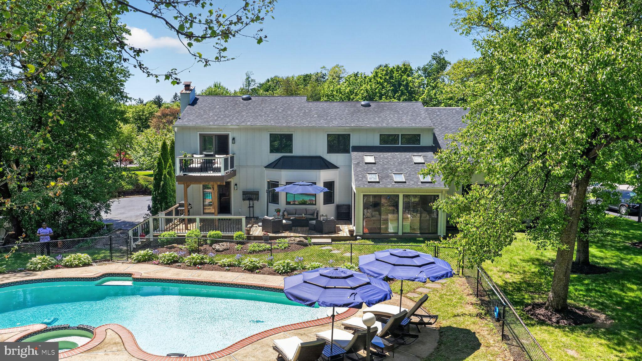 MAPLE GLEN - Residential