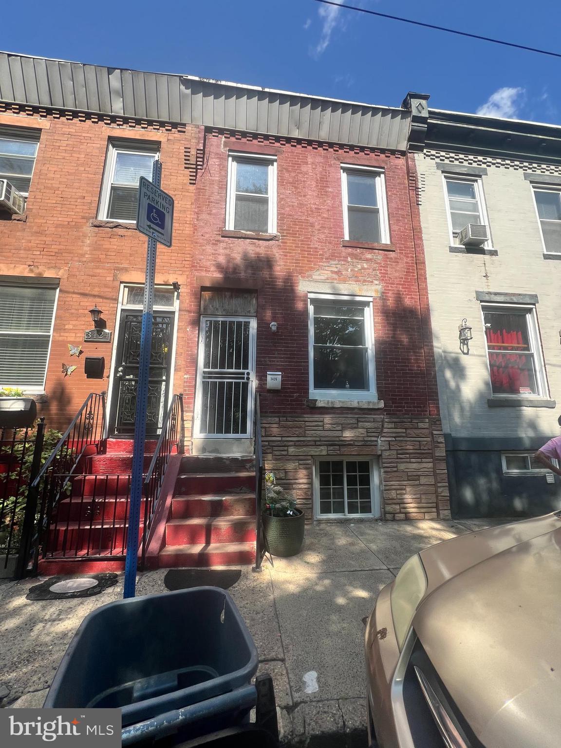 KENSINGTON - Residential