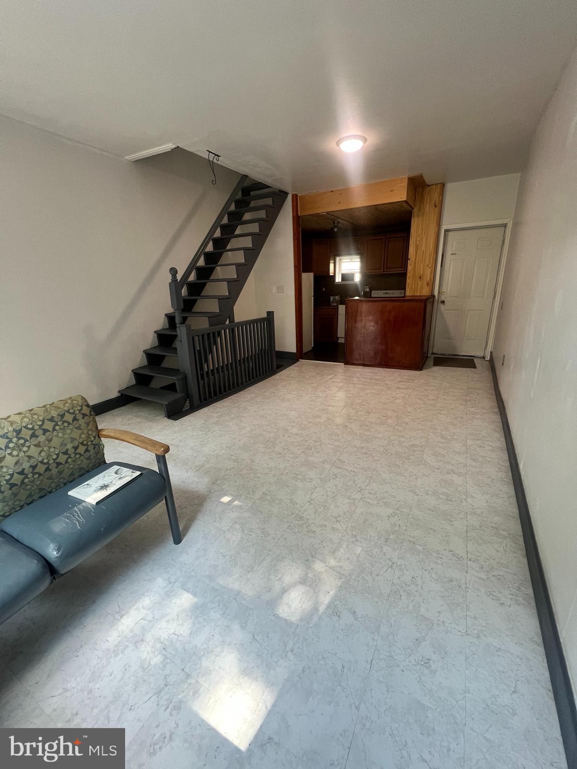 KENSINGTON - Residential