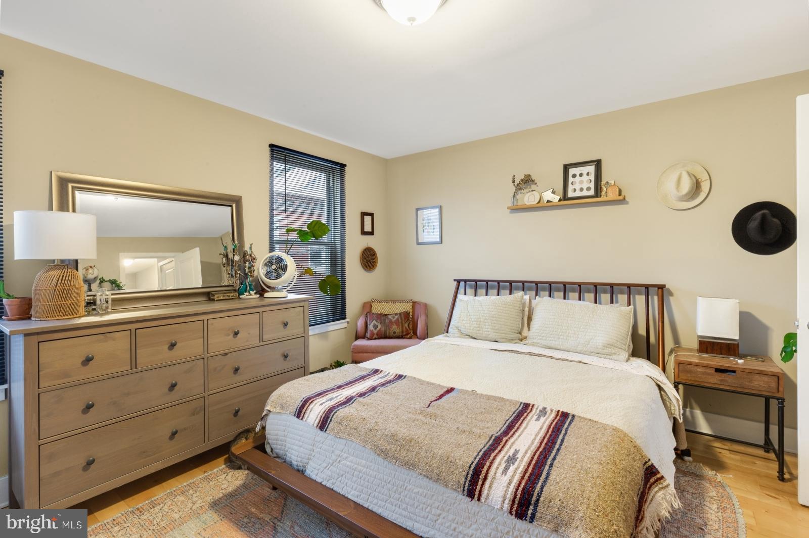 NORRIS SQUARE - Residential Lease