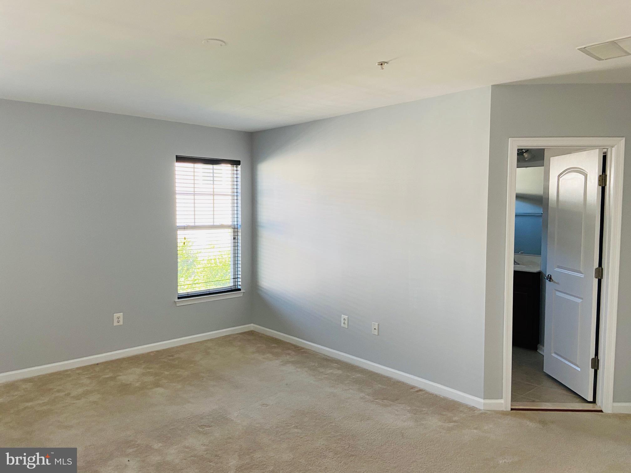 POINTE AT ARUNDEL PRESERVES - Residential