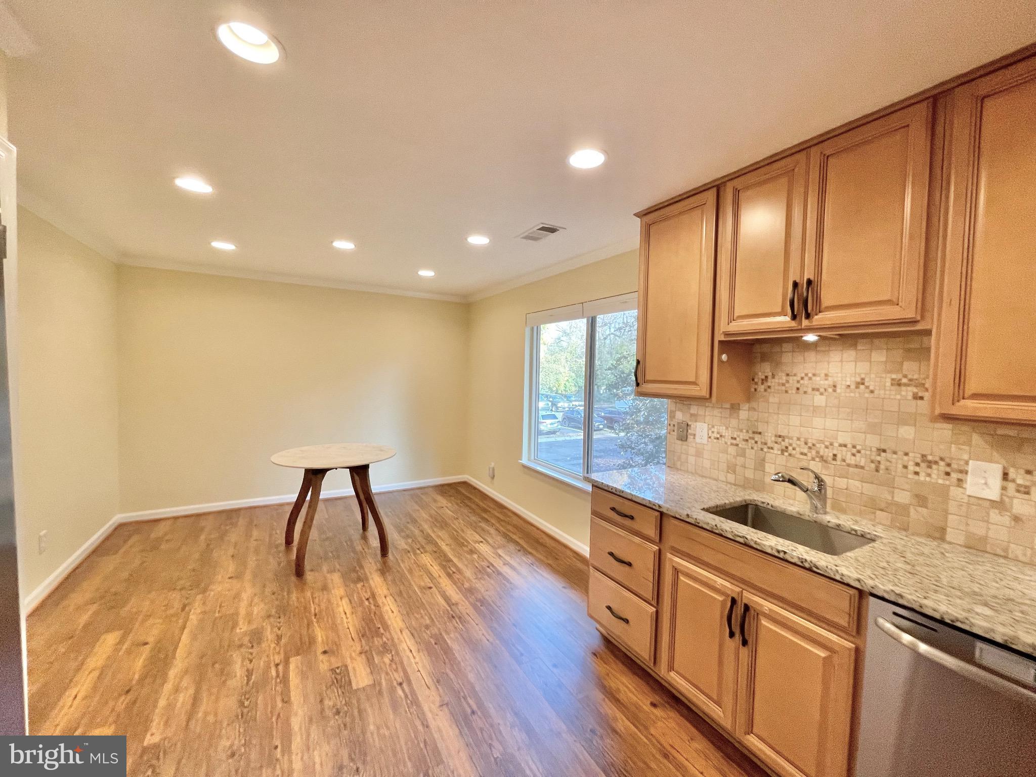 THE WESTERLIES - Residential Lease