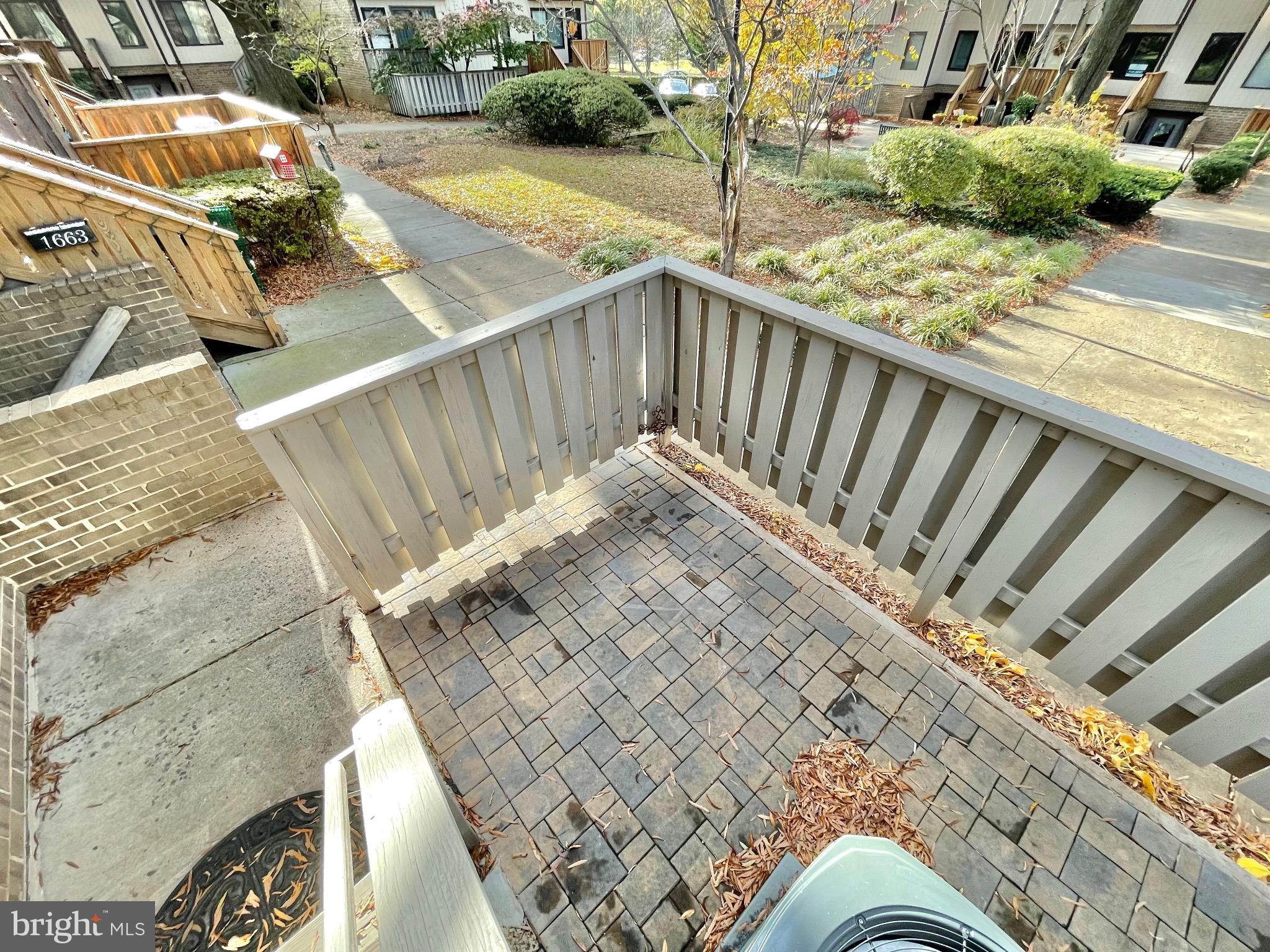 THE WESTERLIES - Residential Lease