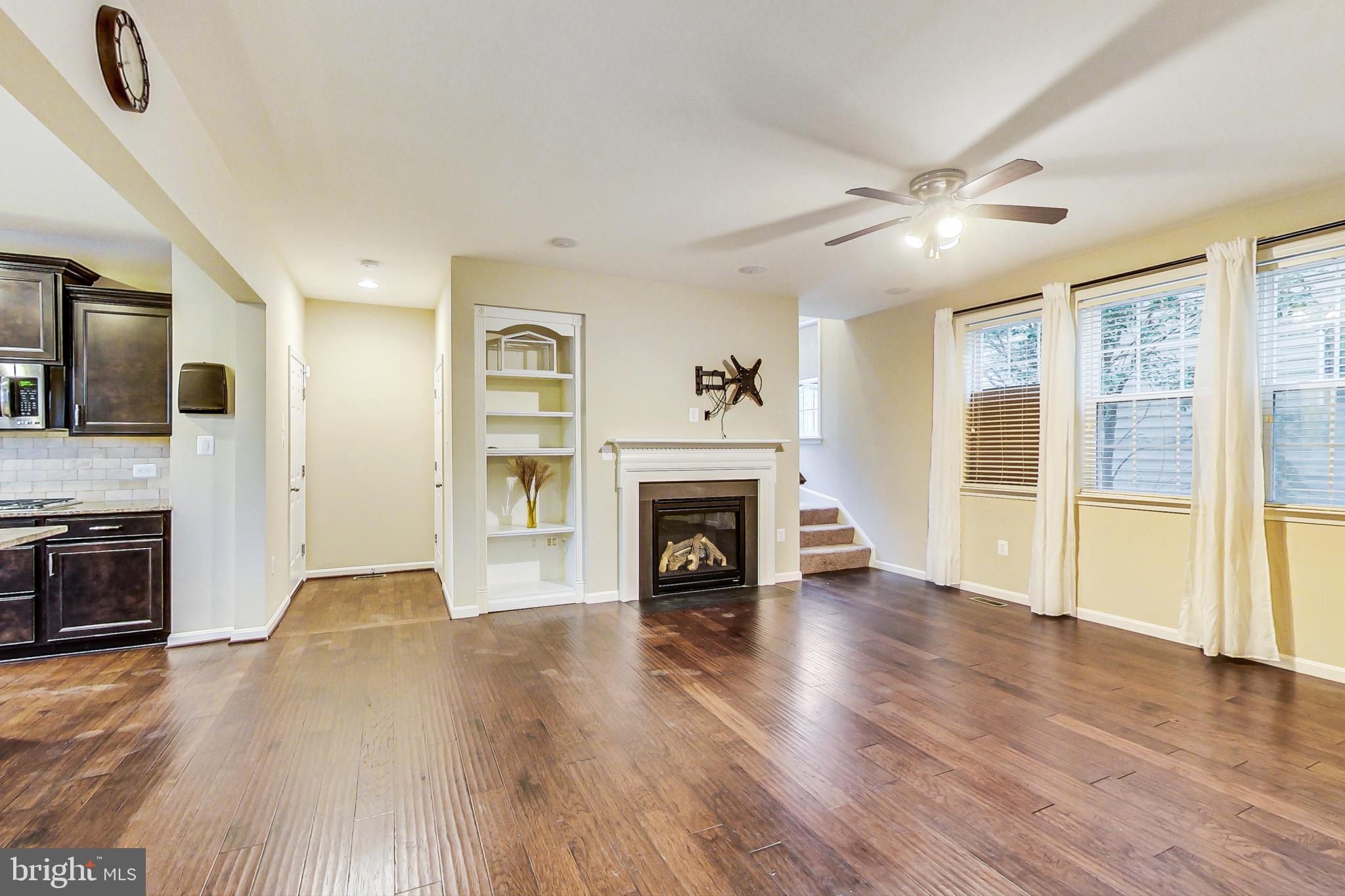 HASTINGS MARKETPLACE - Residential