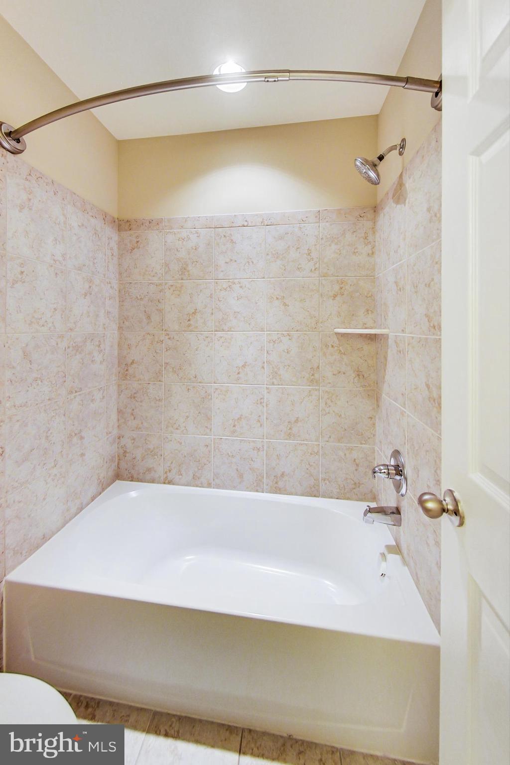 HASTINGS MARKETPLACE - Residential