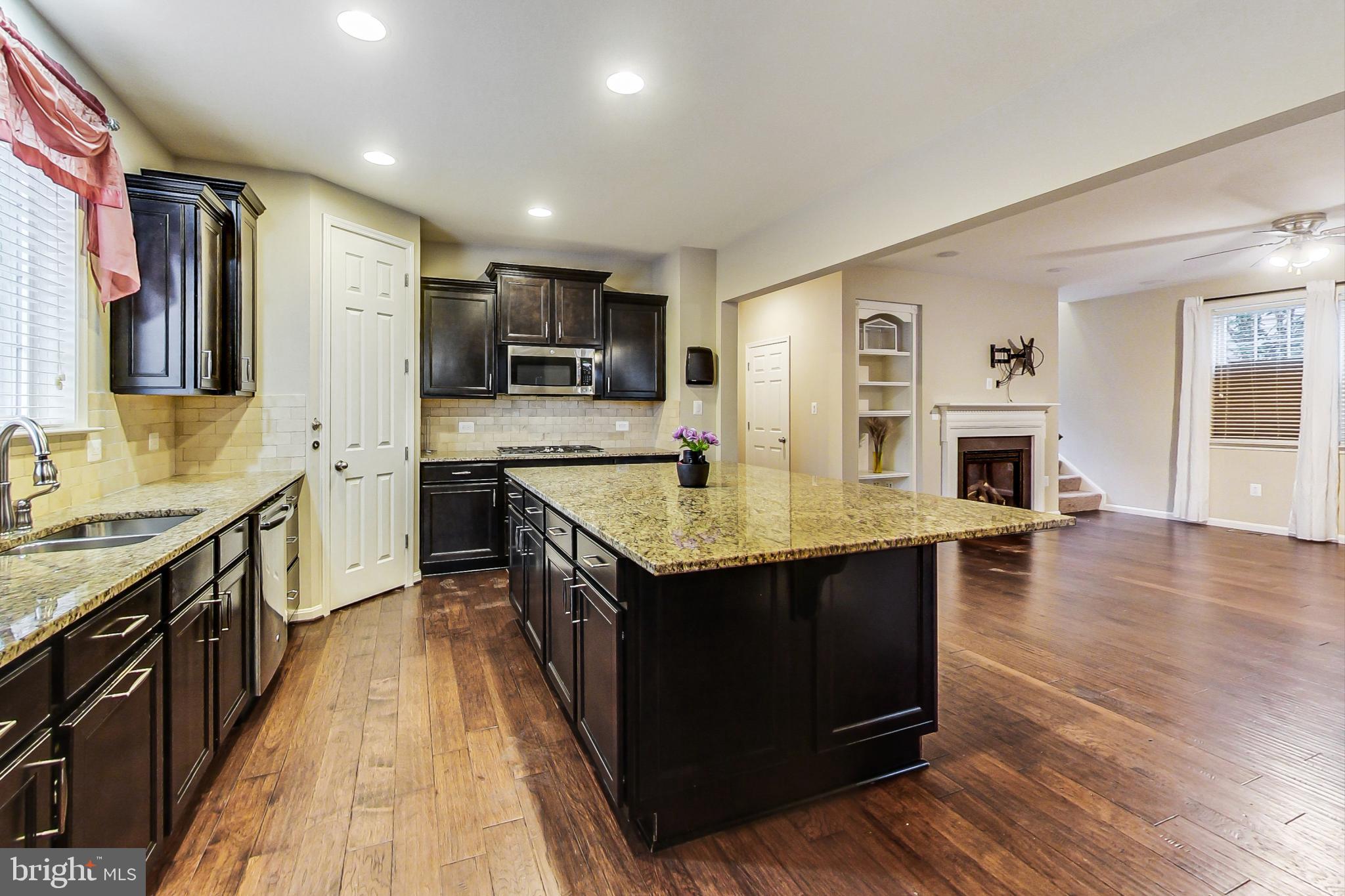 HASTINGS MARKETPLACE - Residential