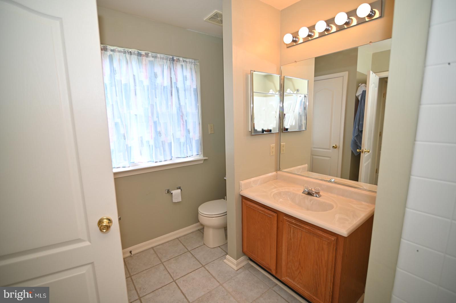 CEDAR TREE - Residential